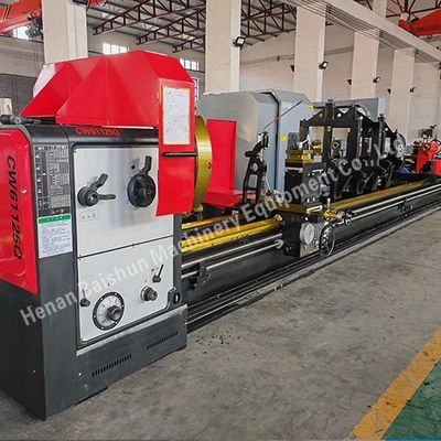 Wysokiej prędkości pozioma obróbka Cw61125q Metalowa obróbka pozioma szerokość łóżka 600 mm