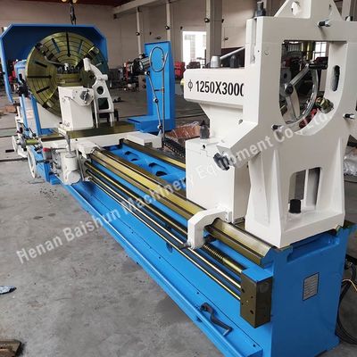 1250mm 2.5T ładowanie ręczne Horizontal Machine Torne Śruby cięcia CW61125