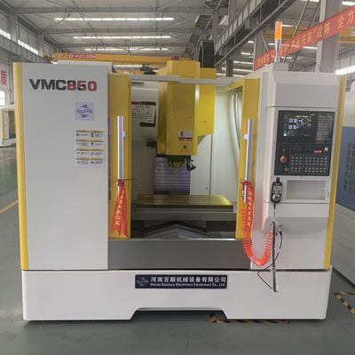Precyzja VMC850 3 Oś CNC Pionowe Metalowe Centrum Obróbki Milling