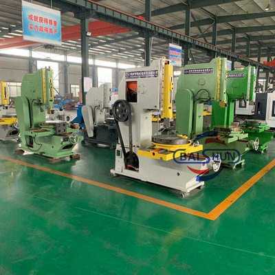 B5040 Dłutownica Wertykalna 400mm Maksymalna Długość Dłutowania Sterowanie PLC